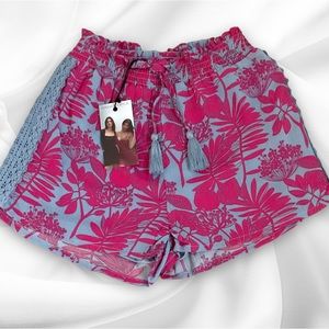 KENDALL + KYLIE WOMEN’S PINK BLUE PALM SHORTS Size Small NEW WITH TAGS